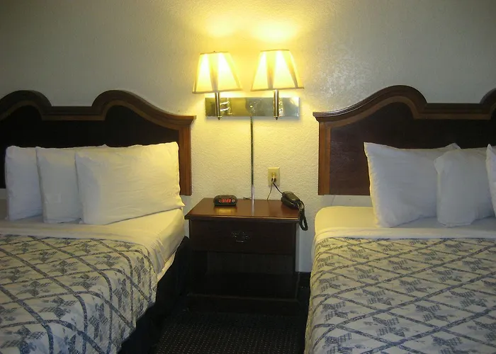 The Lodge At Pensacola Ferry Pass