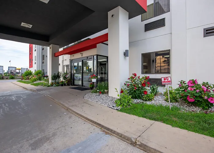 Bolingbrook Hotels