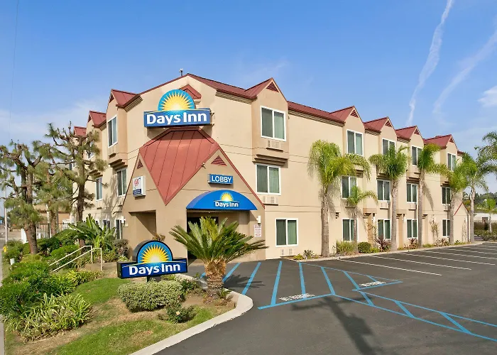 Days Inn By Wyndham Carlsbad