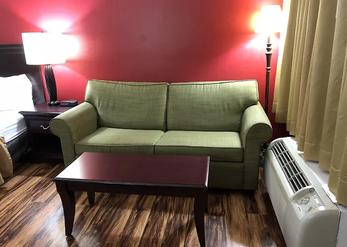 Econo Lodge Marion I-81