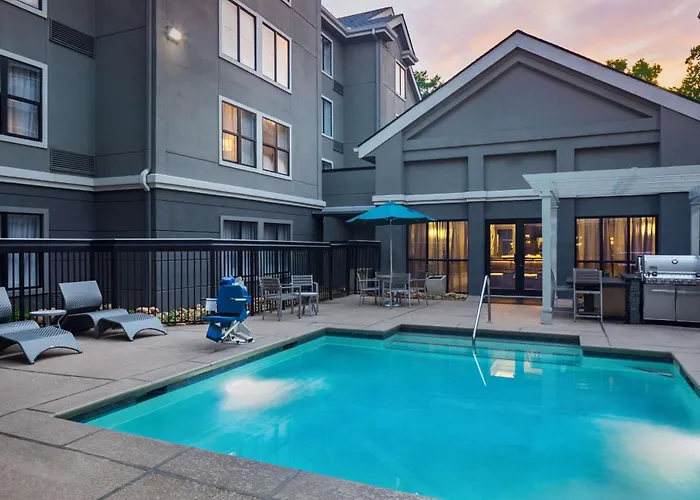 Homewood Suites By Hilton Atlanta Lenox Buckhead