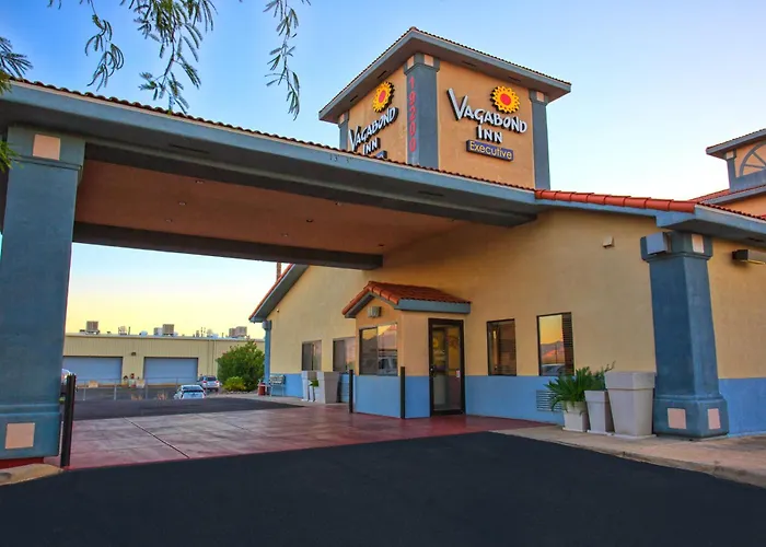 Vagabond Inn Executive Green Valley