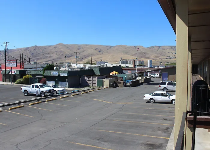 Cedars Inn Lewiston