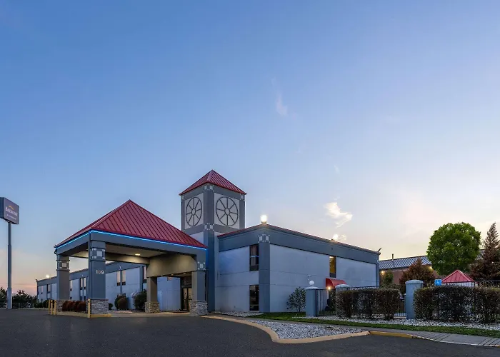 La Vergne Hotels