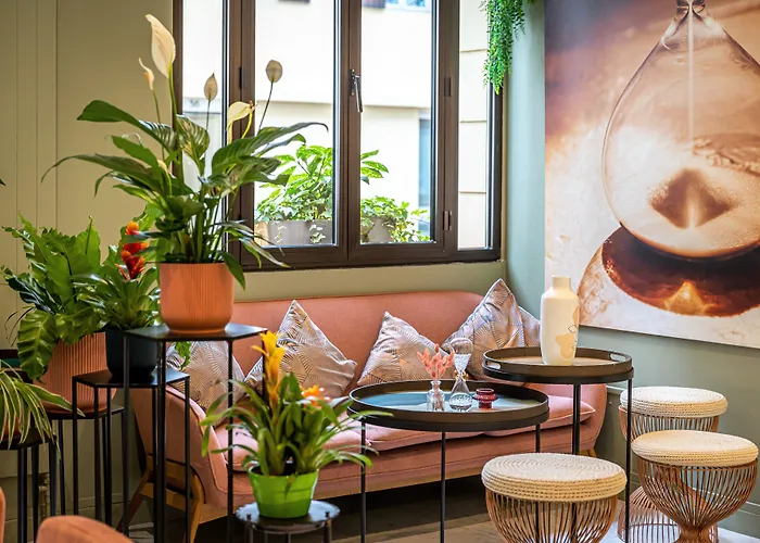 Hotel Ariane Montparnasse By Patrick Hayat Paris