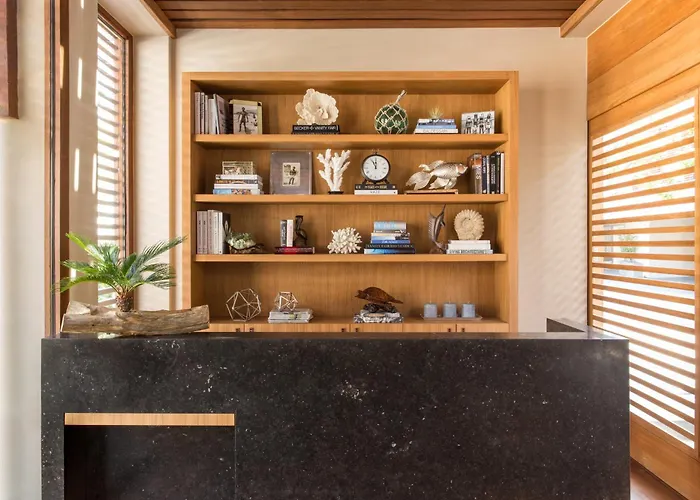 Luxury Hotels in Malibu