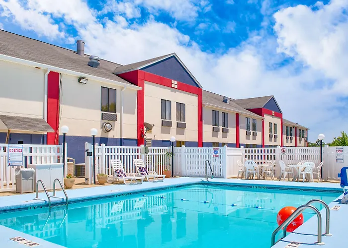 Thomasville Hotels