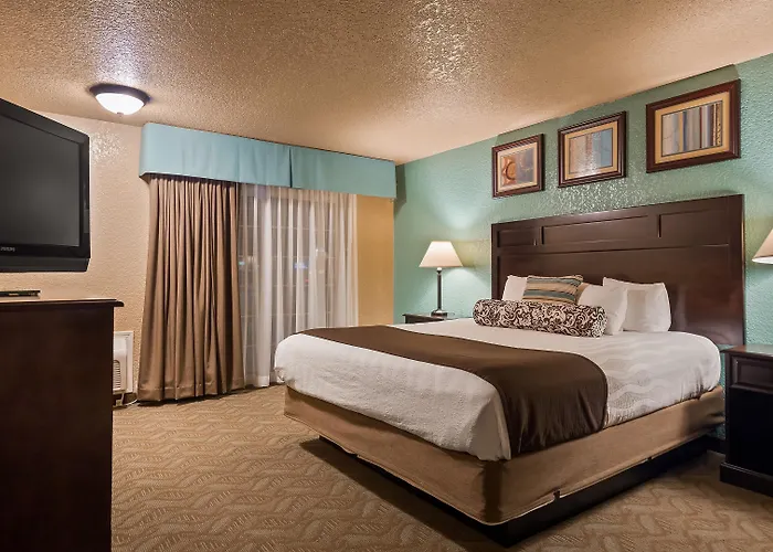 Best Western Plus Bayshore Inn Eureka
