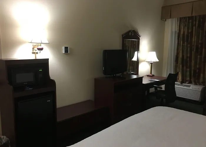Hampton Inn Bedford
