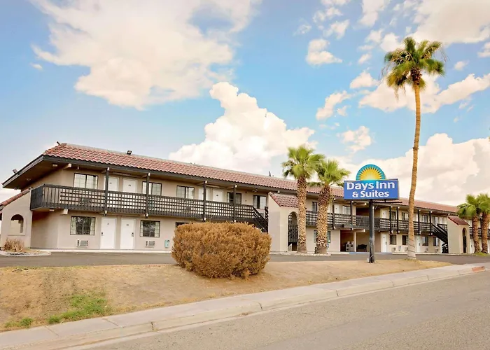 Days Inn & Suites By Wyndham Needles