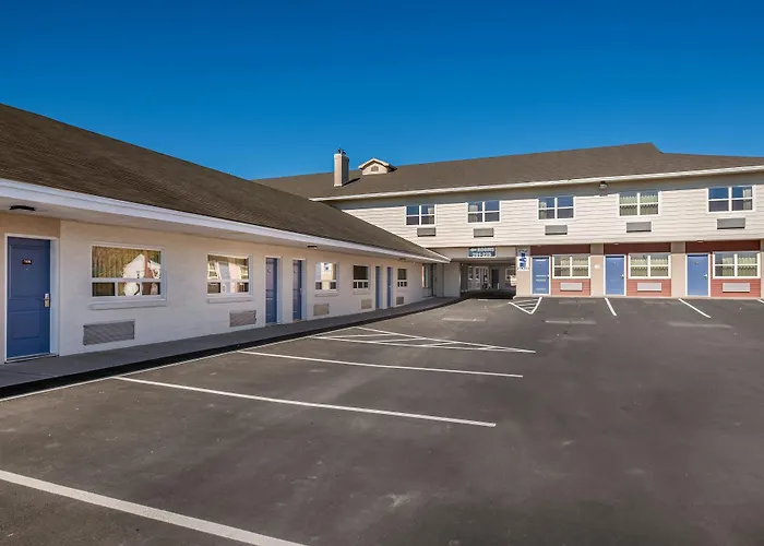 Hotels in Moncton