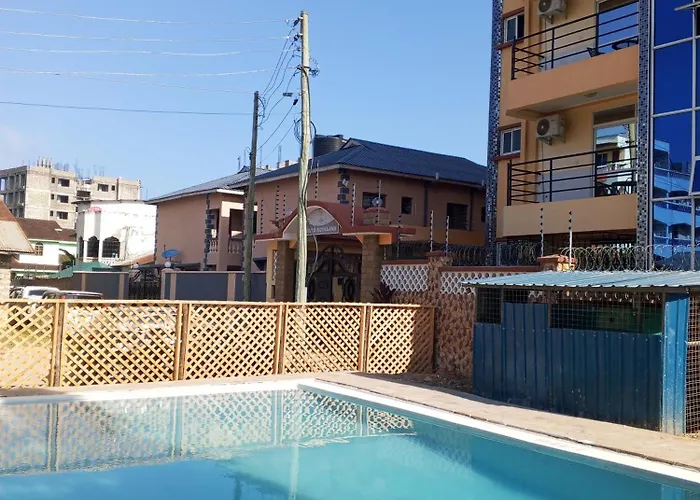 Vidzo Royal Inn Hotel