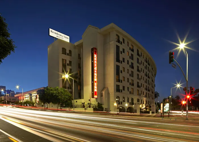 Burton House, Beverly Hills, A Tribute Portfolio Hotel