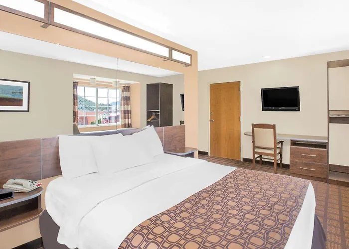 Microtel Inn & Suites By Wyndham Franklin