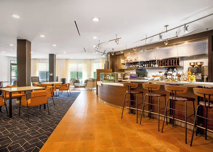 Courtyard By Marriott Orlando Altamonte Springs Maitland Hotel