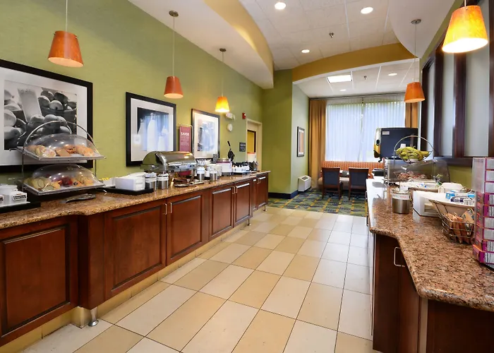 Roxboro Hotels