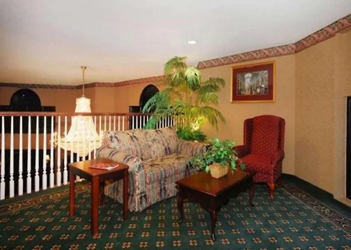 Tarboro Hotels