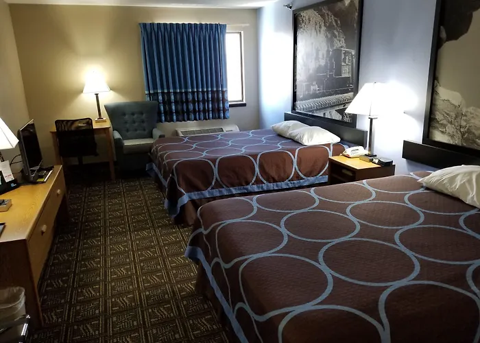 Super 8 By Wyndham Fort Collins