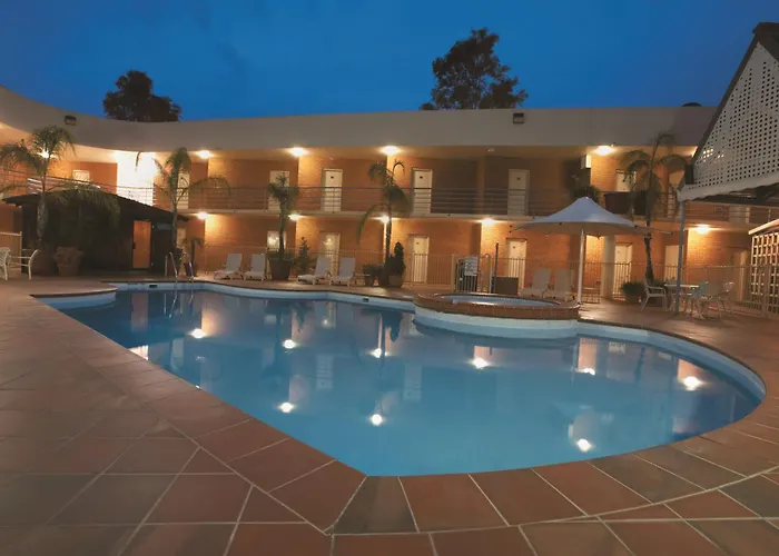 Wandiligong Hotels