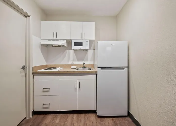 Extended Stay America Suites - Miami - Airport - Blue Lagoon Miami Springs