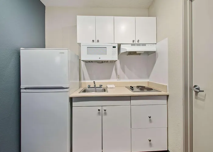 Extended Stay America Suites - Miami - Airport - Blue Lagoon Miami Springs