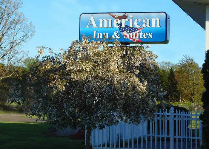 Houghton Lake Hotels
