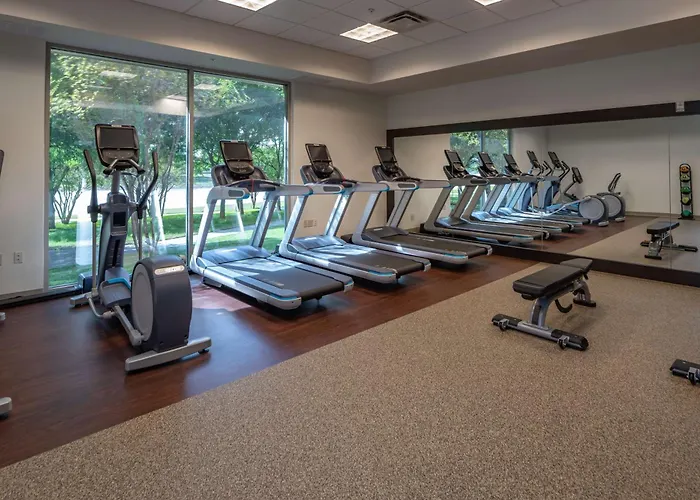 Farmers Branch Hotels