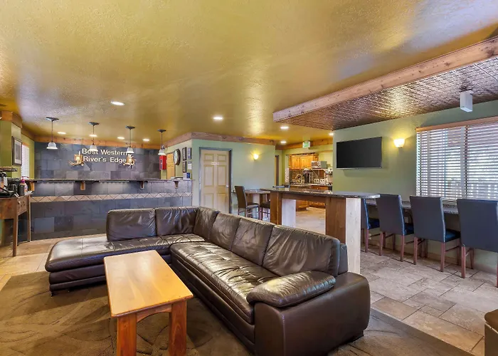 Best Western Rivers Edge Red River