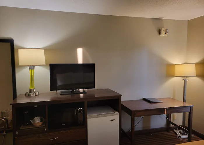 Super 8 By Wyndham Portage Motel