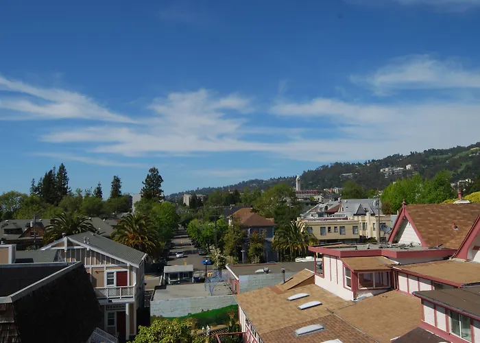Rose Garden Inn