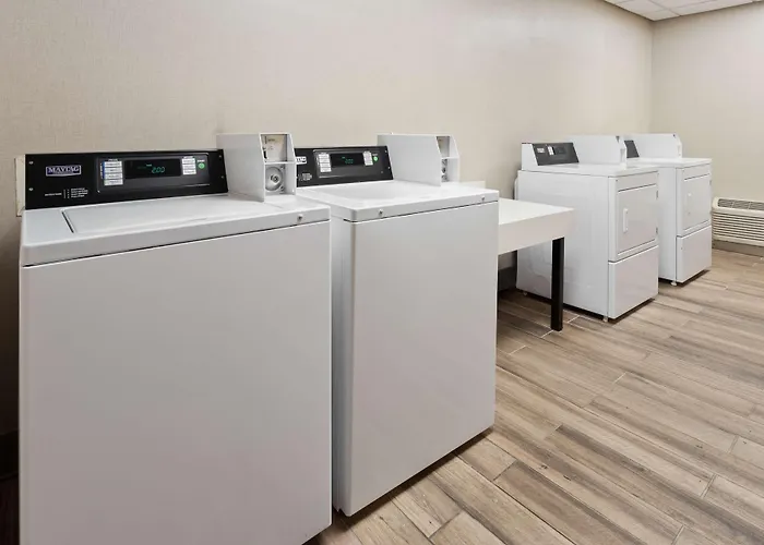 Hampton Inn & Suites Scottsburg