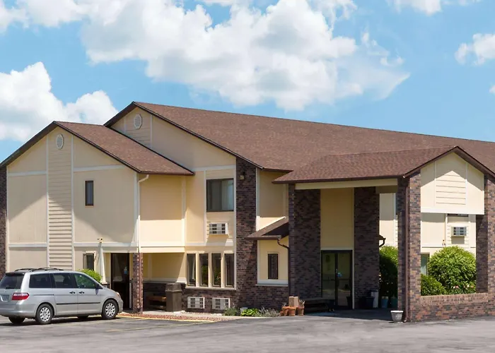 Perry Hotels