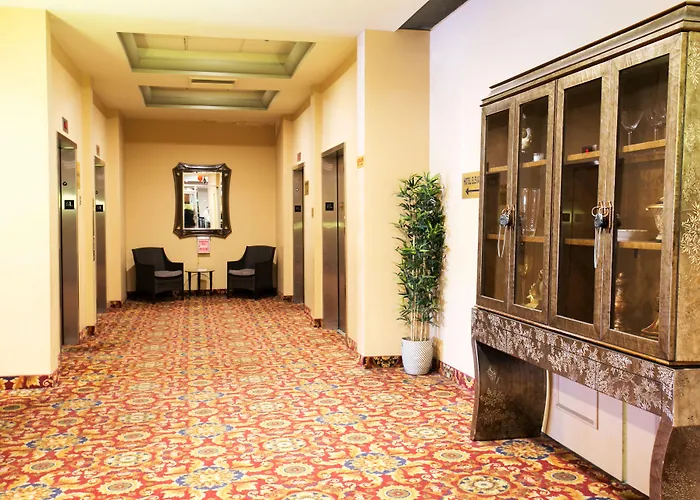 La Crystal Hotel -Los Angeles-Long Beach Area Carson