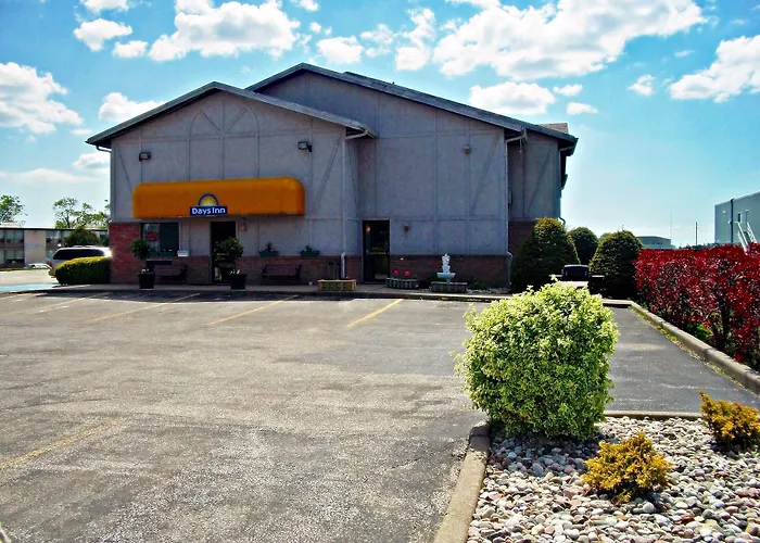 Wallaceburg Hotels