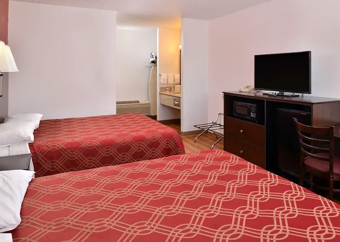 Bend Inn & Suites