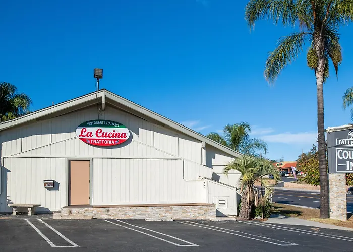Fallbrook Country Inn