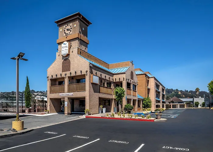 El Cerrito Hotels