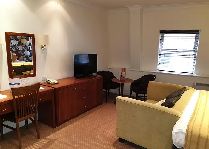 Basingstoke City Center Hotels