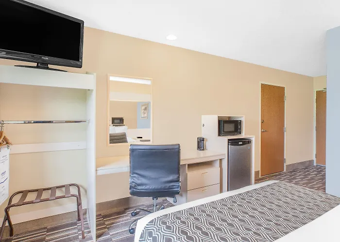 Microtel Inn And Suites Clear Lake