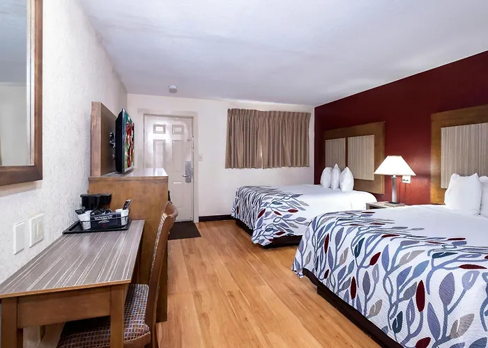 Red Roof Inn Neptune - Jersey Shore