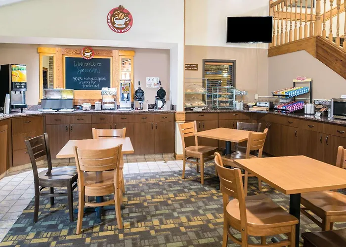 Wahpeton Hotels
