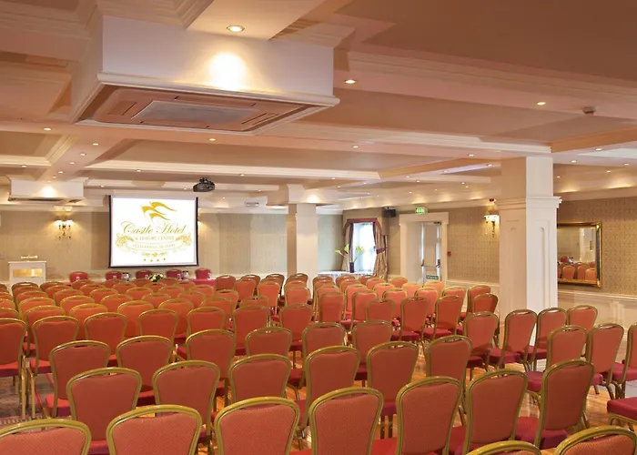Hoteles en Macroom