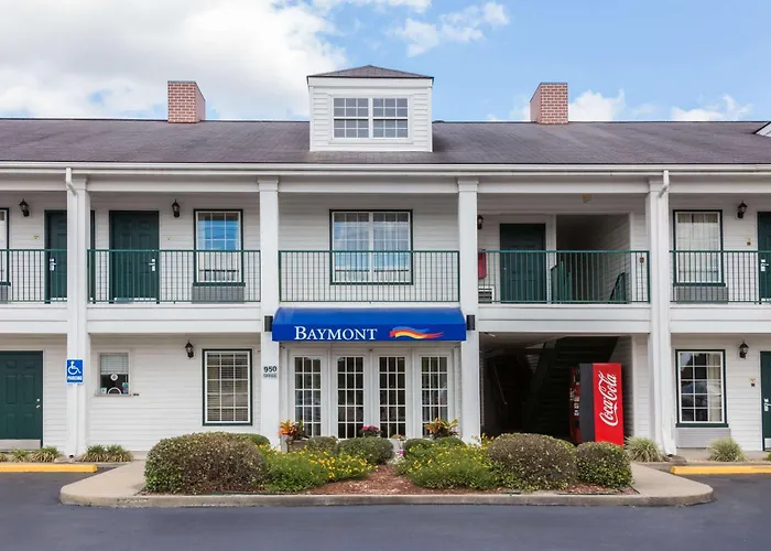 Waycross Hotels