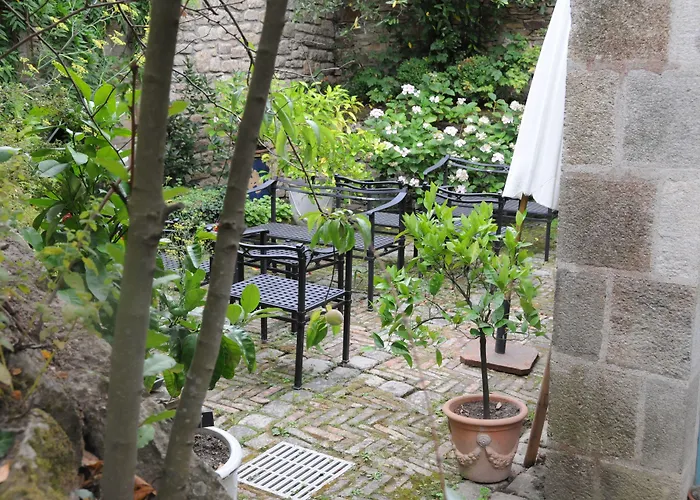 La Roche-Bernard Hotels