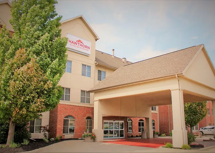 Hawthorn Extended Stay By Wyndham Bloomington