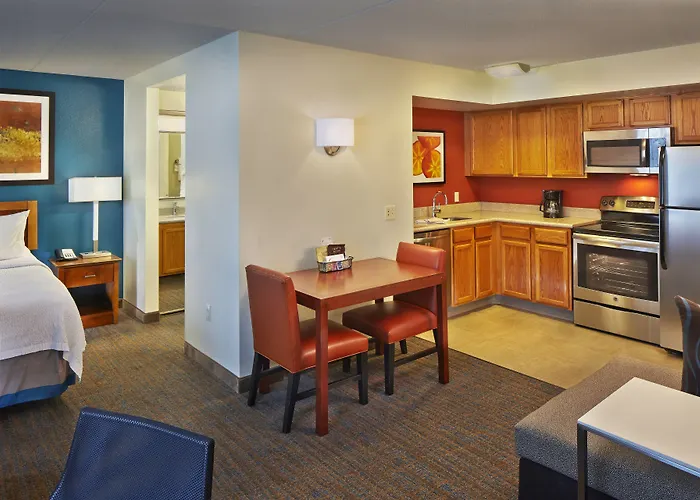 Conshohocken Hotels