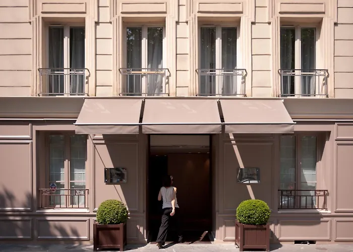 Hôtel Le Tourville by Inwood Hotels