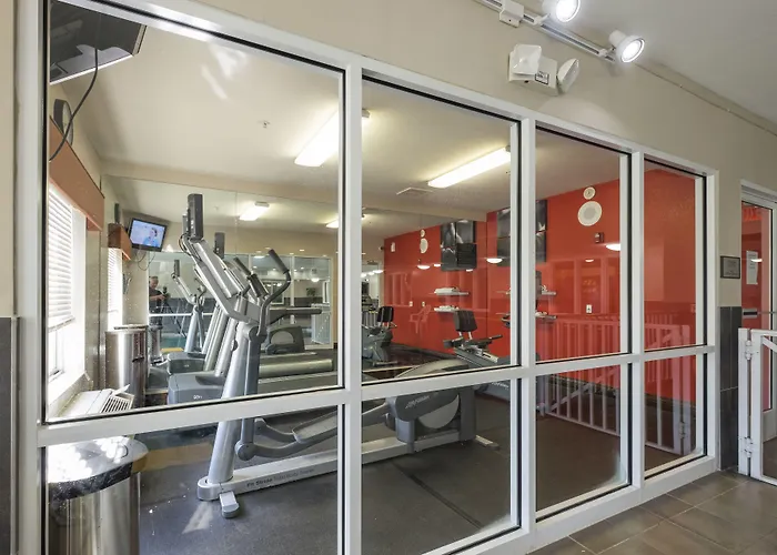 Holiday Inn Express & Suites Chicago - Matteson By Ihg