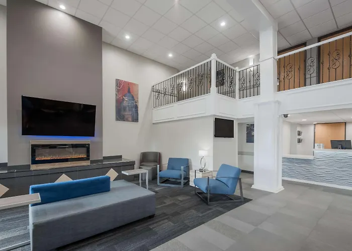 Fort Wayne Hotels