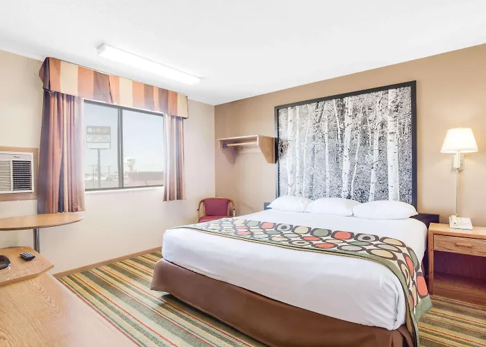 Super 8 By Wyndham Mitchell Motel